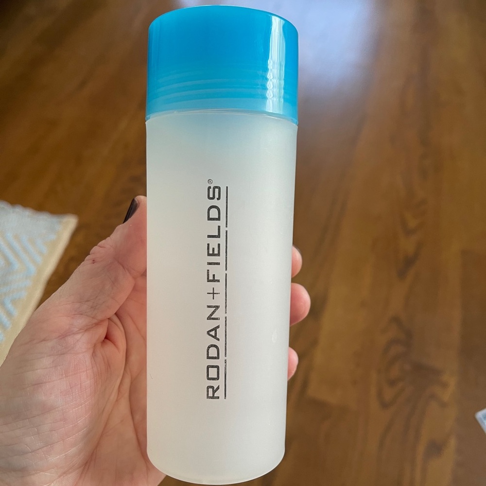 Rodan + fields derma-roller cleansing vial
